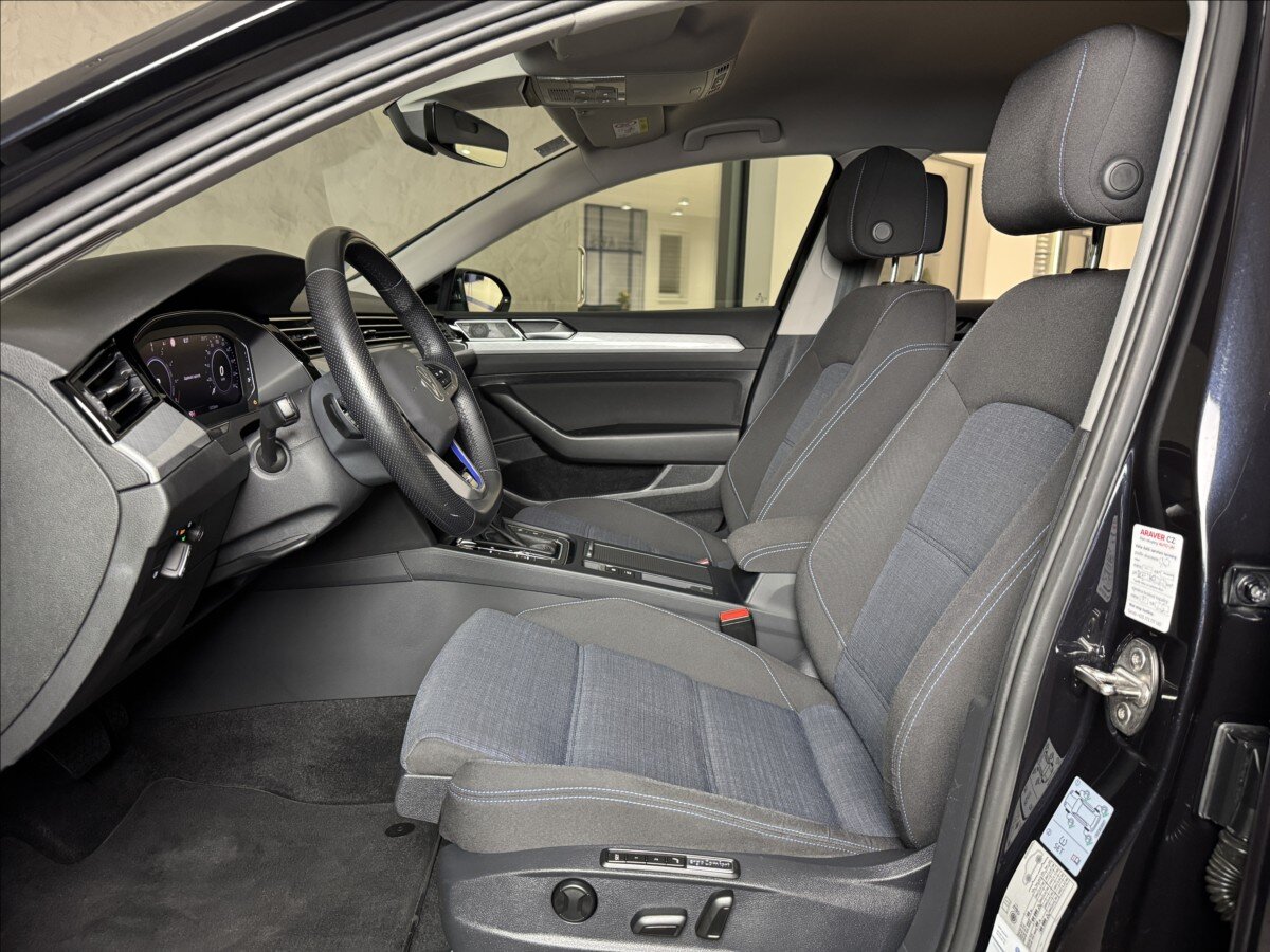 Volkswagen Passat Kombi 1,4 l 160 kw