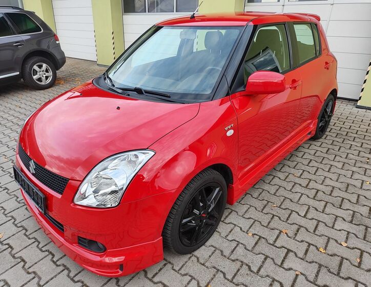 Suzuki Swift 1