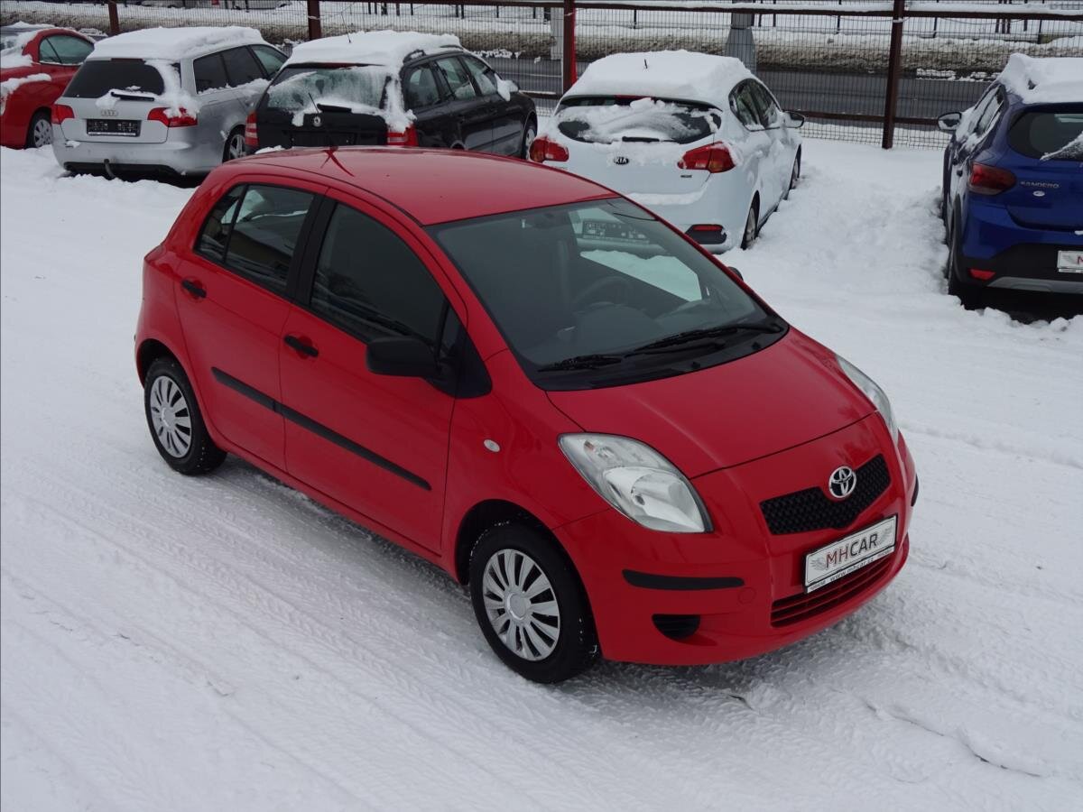 Toyota Yaris Hatchback 998,0 51 kw