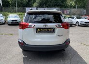 Toyota RAV4 SUV / Terénní 2,2 l 110 kw