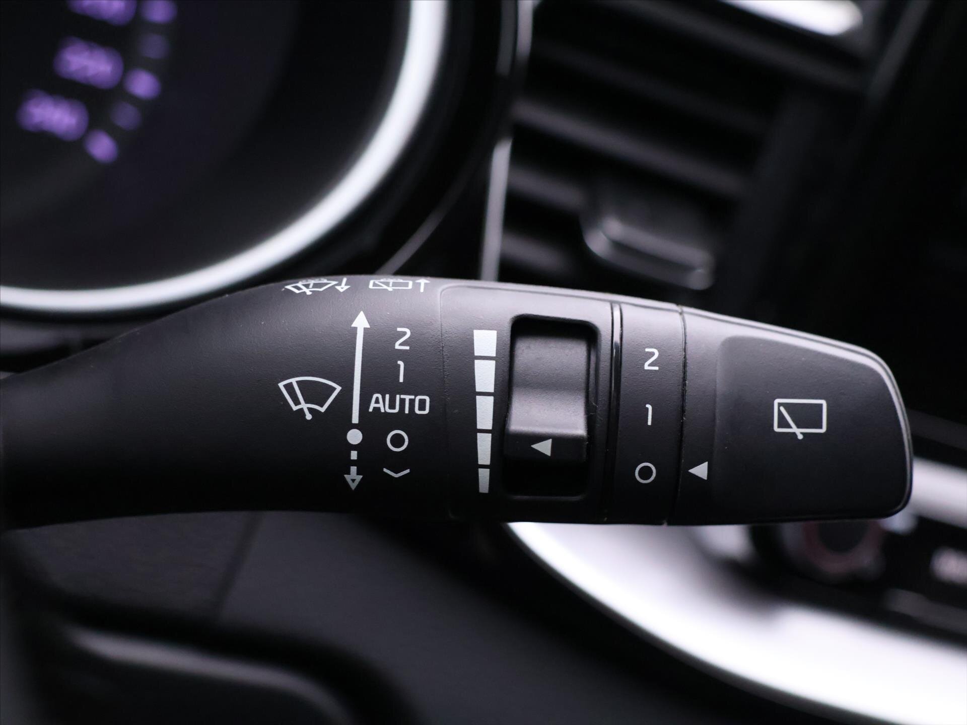 KIA XCeed SUV / Terénní 1,5 l 117 kw