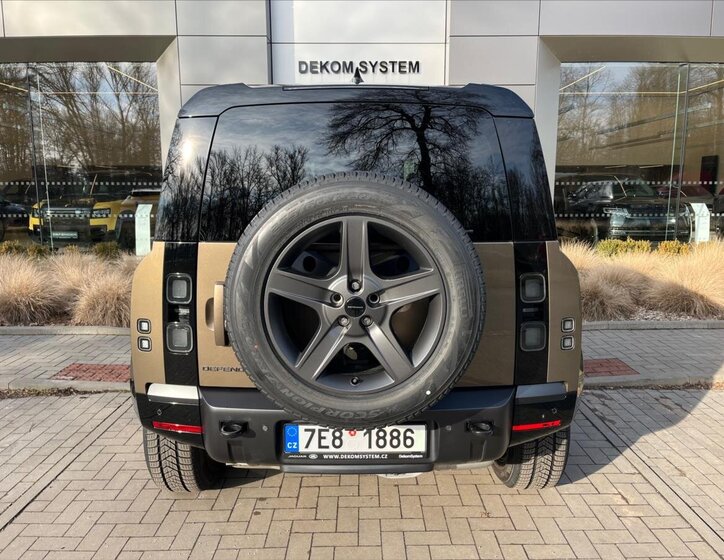 Land Rover Defender SUV / Terénní 3,0 l 183 kw