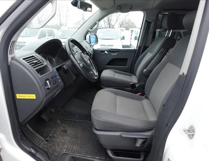 Volkswagen Caravelle Ostatní 2,0 l 132 kw