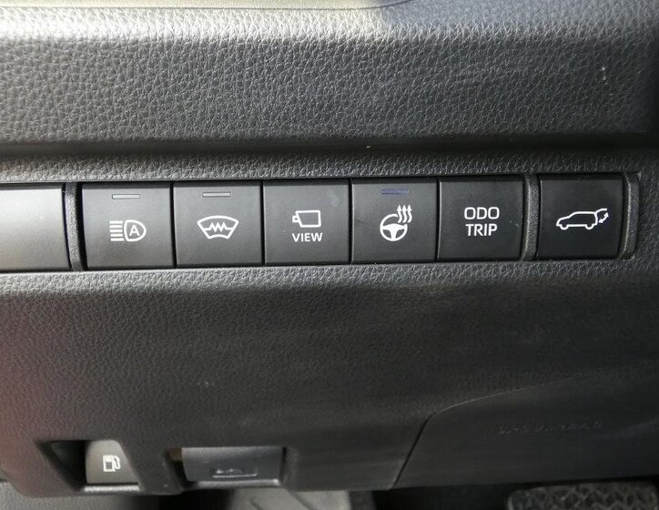 Toyota RAV4 SUV / Terénní 2,5 l 131 kw