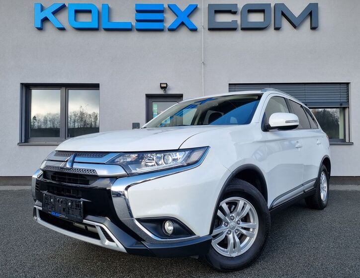 Mitsubishi Outlander 1
