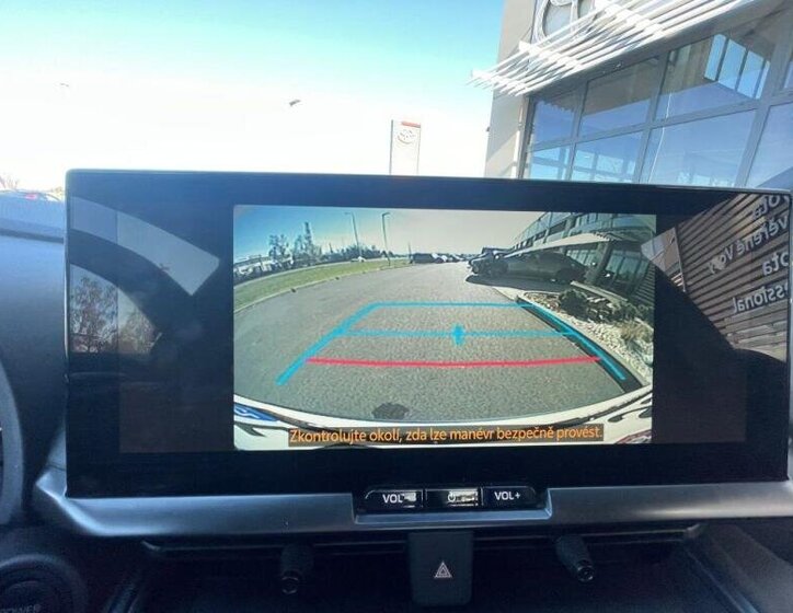 Toyota C-HR SUV / Terénní 2,0 l 112 kw