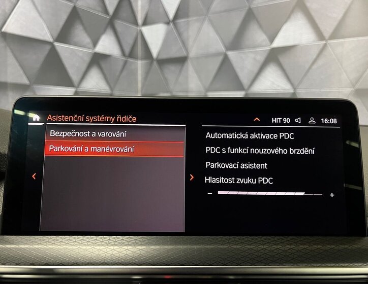 BMW X3 SUV / Terénní 2,0 l 140 kw