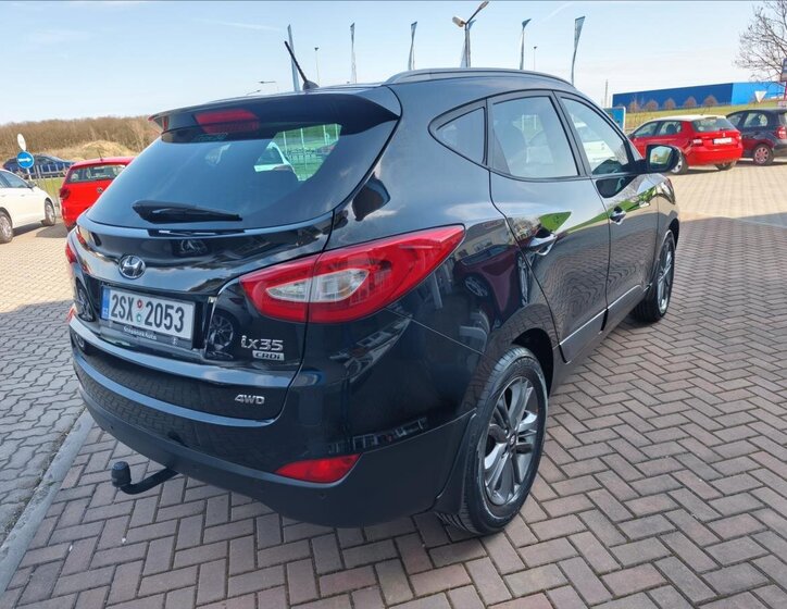 Hyundai ix35 SUV / Terénní 2,0 l 100 kw