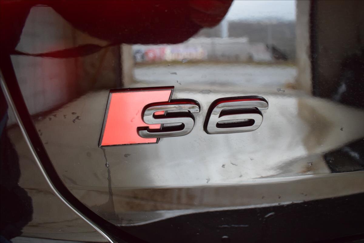 Audi S6 Kombi 3,0 l 253 kw