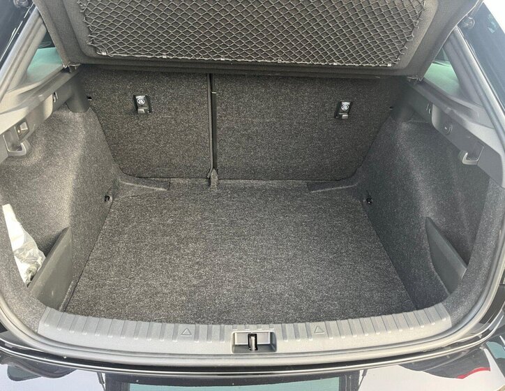 Škoda Scala Hatchback 1,0 l 85 kw