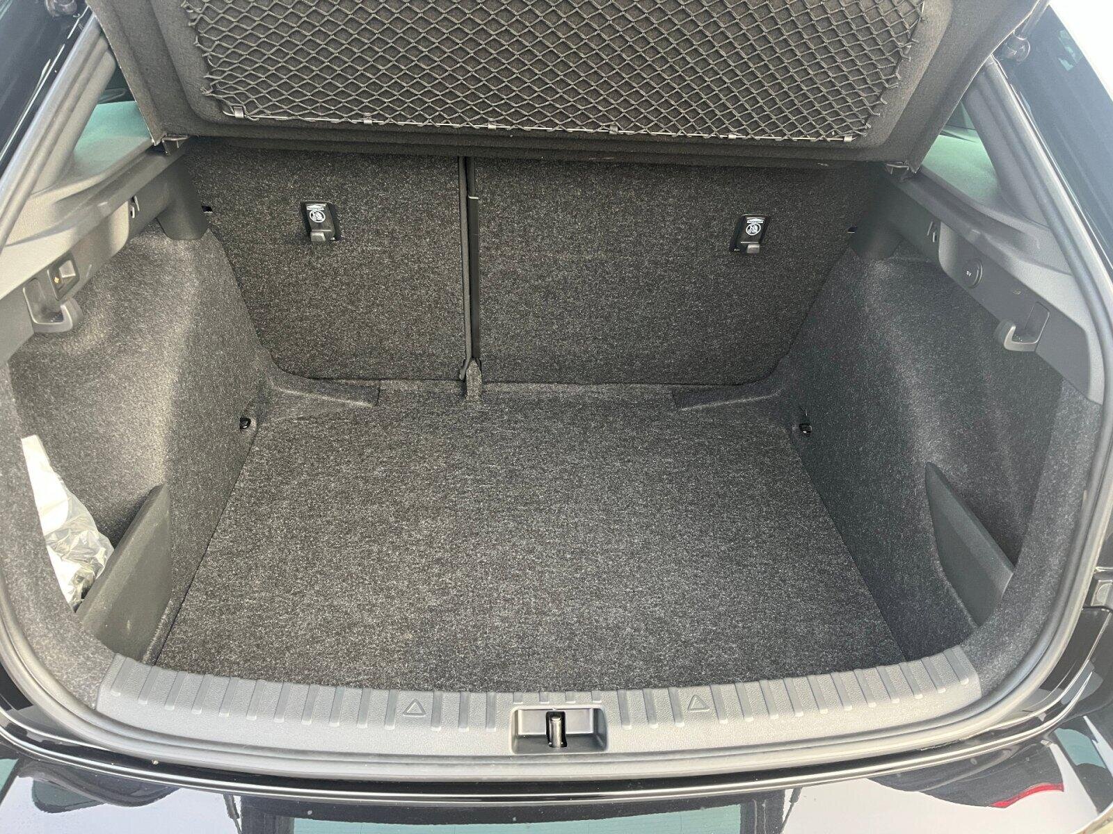 Škoda Scala Hatchback 1,0 l 85 kw