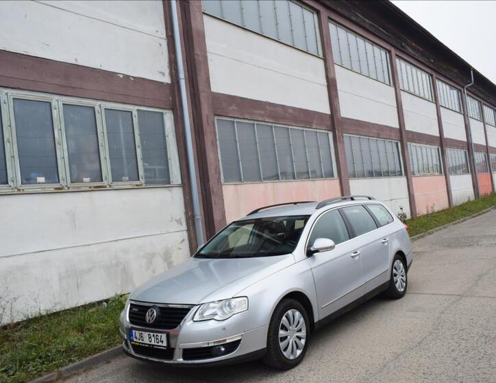 Volkswagen Passat 2