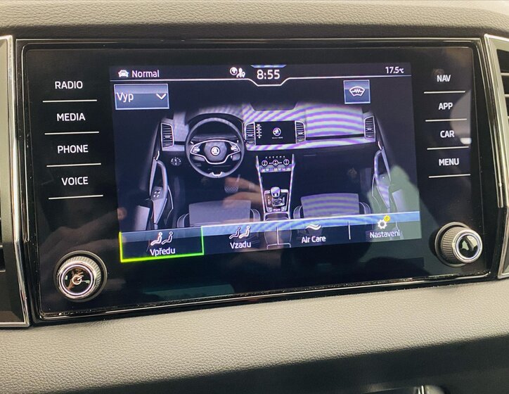 Škoda Karoq SUV / Terénní 1,5 l 110 kw