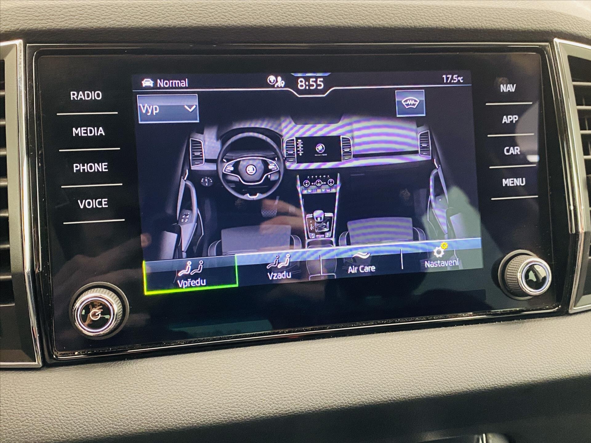 Škoda Karoq SUV / Terénní 1,5 l 110 kw