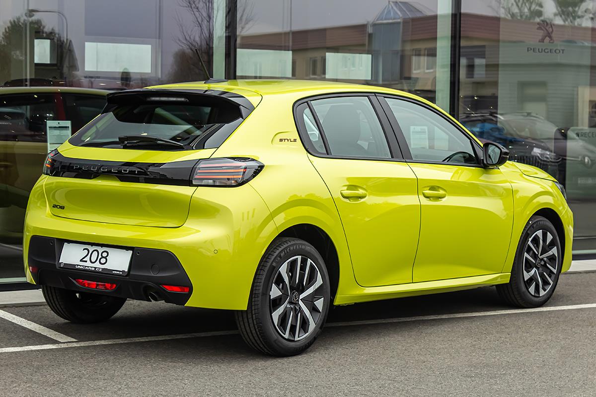Peugeot 208