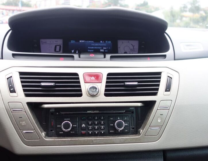 Citroën Grand C4 Picasso 22