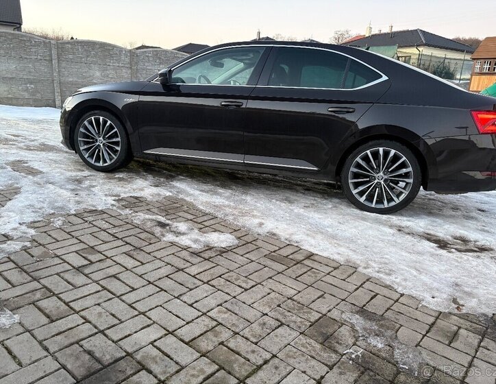 Škoda Superb Sedan 2,0 l 147 kw