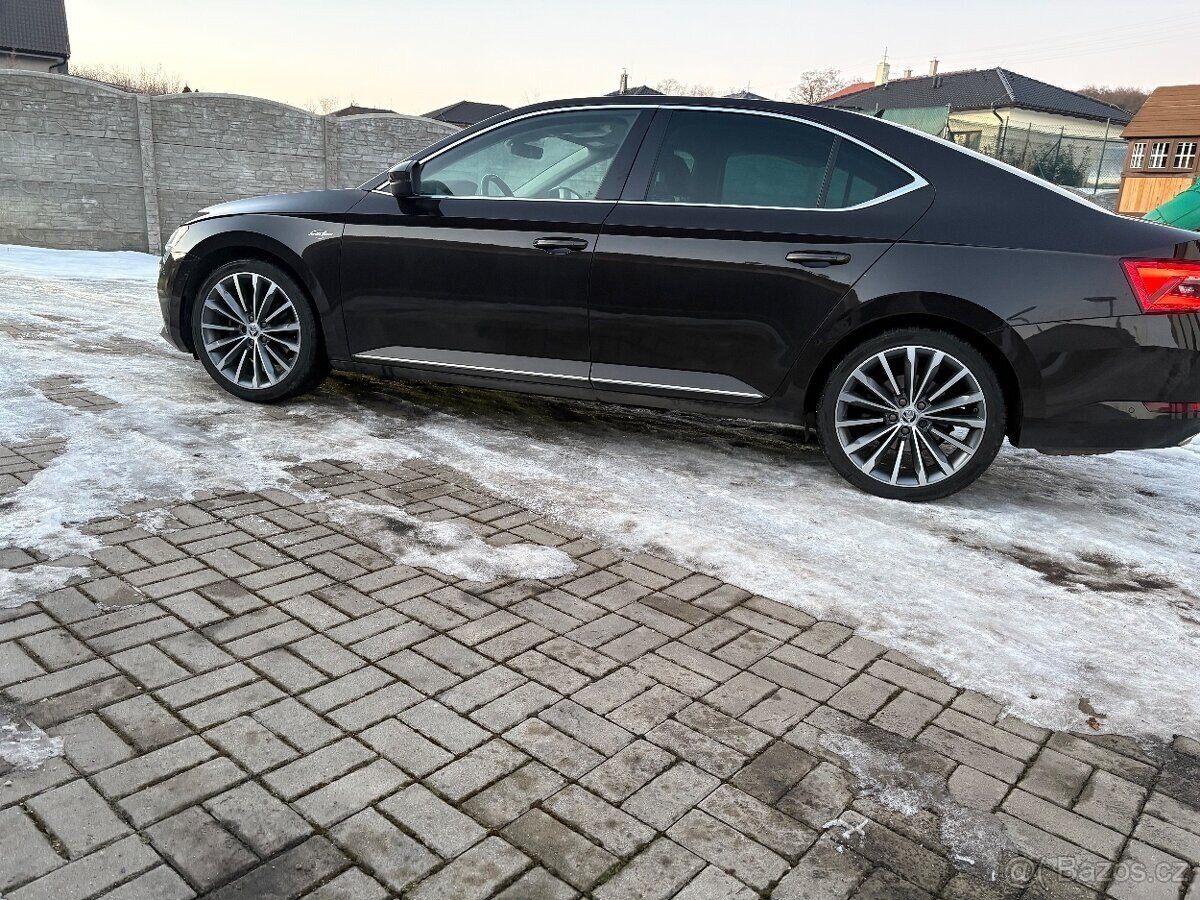 Škoda Superb Sedan 2,0 l 147 kw