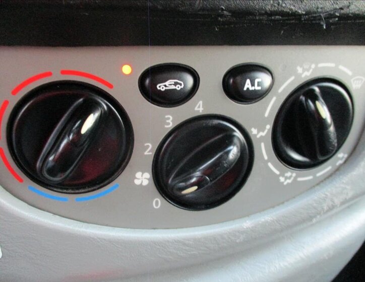 Renault Trafic Kombi 2,5 l 99 kw