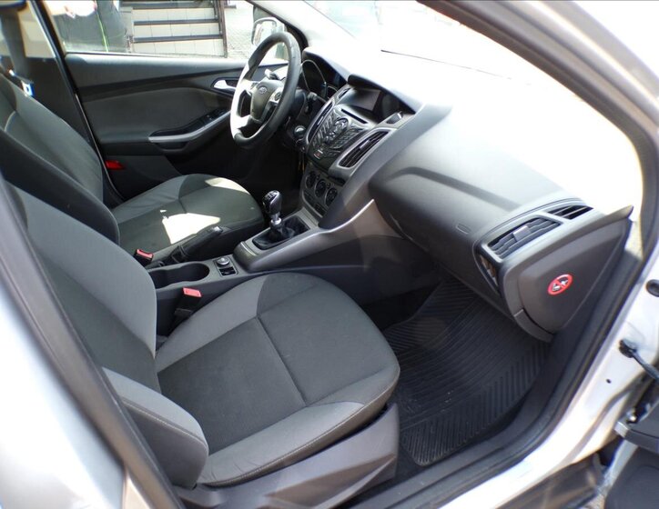 Ford Focus Kombi 1,6 l 70 kw