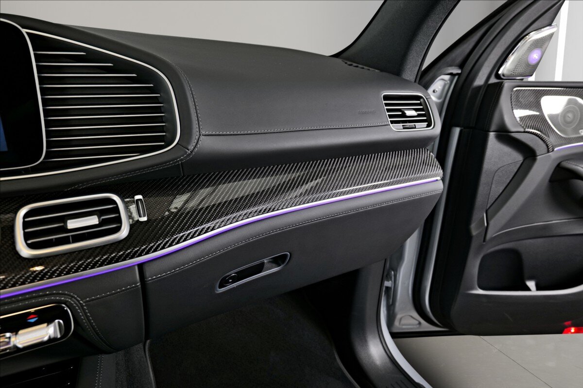 Mercedes-Benz GLE SUV / Terénní 4,0 l 450 kw