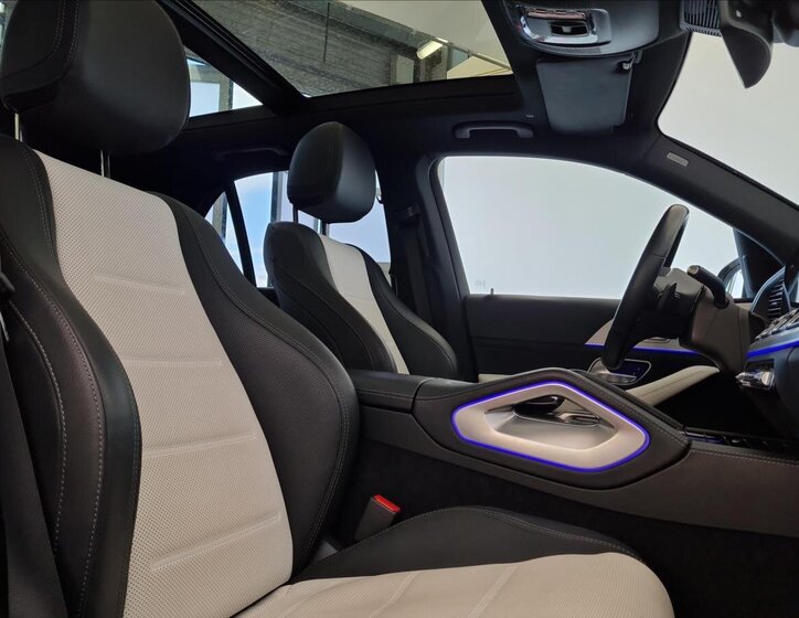 Mercedes-Benz GLE 15