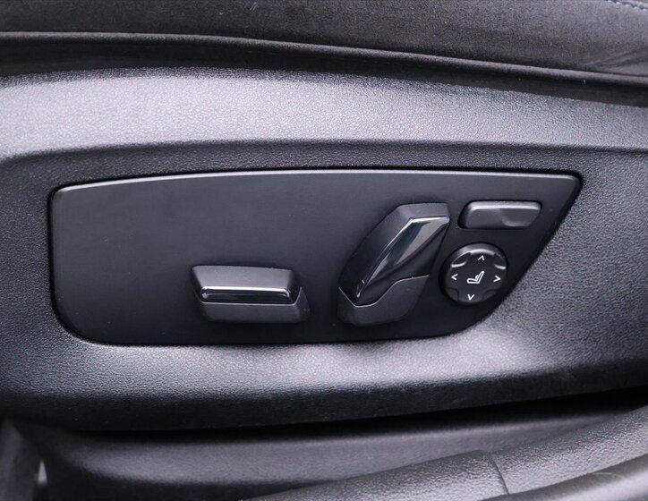 BMW Řada 5 Kombi 2,0 l 140 kw