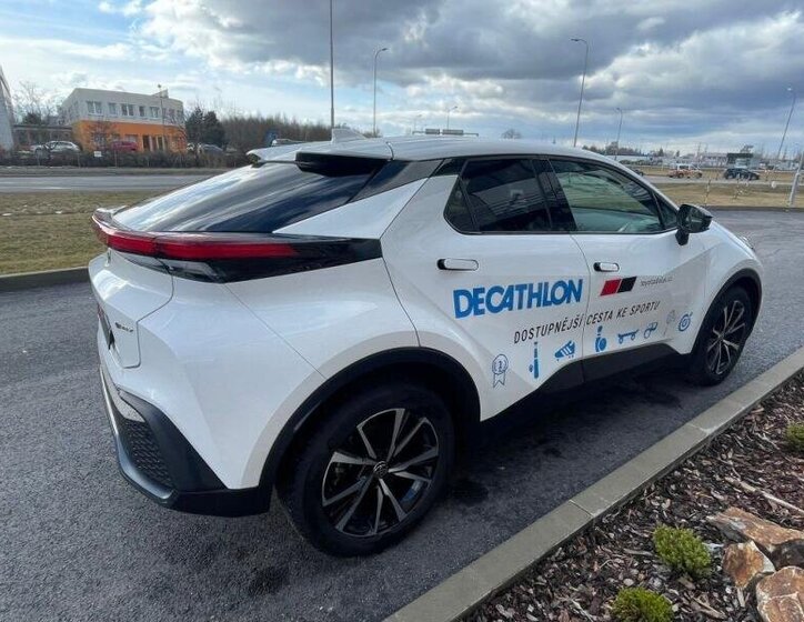 Toyota C-HR SUV / Terénní 1,8 l 98 kw