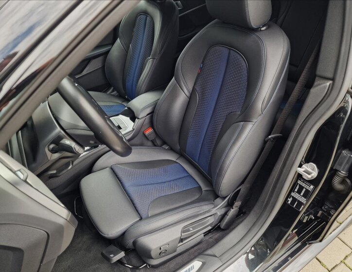 BMW Řada 2 38