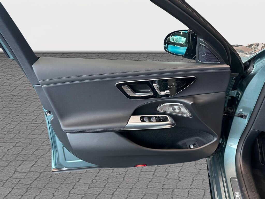 Mercedes-Benz Třídy E Sedan 2,0 l 145 kw