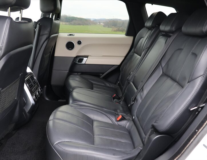 Land Rover Range Rover Sport 16