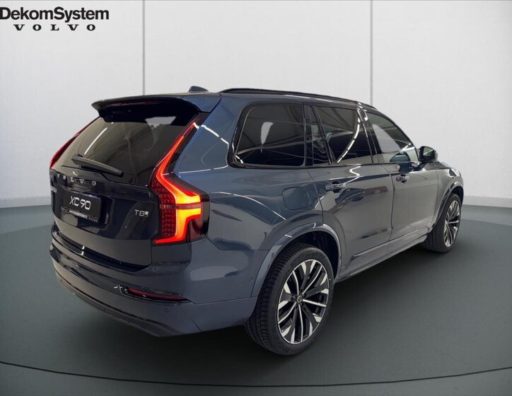 Volvo XC90 SUV 2,0 l 335 kw