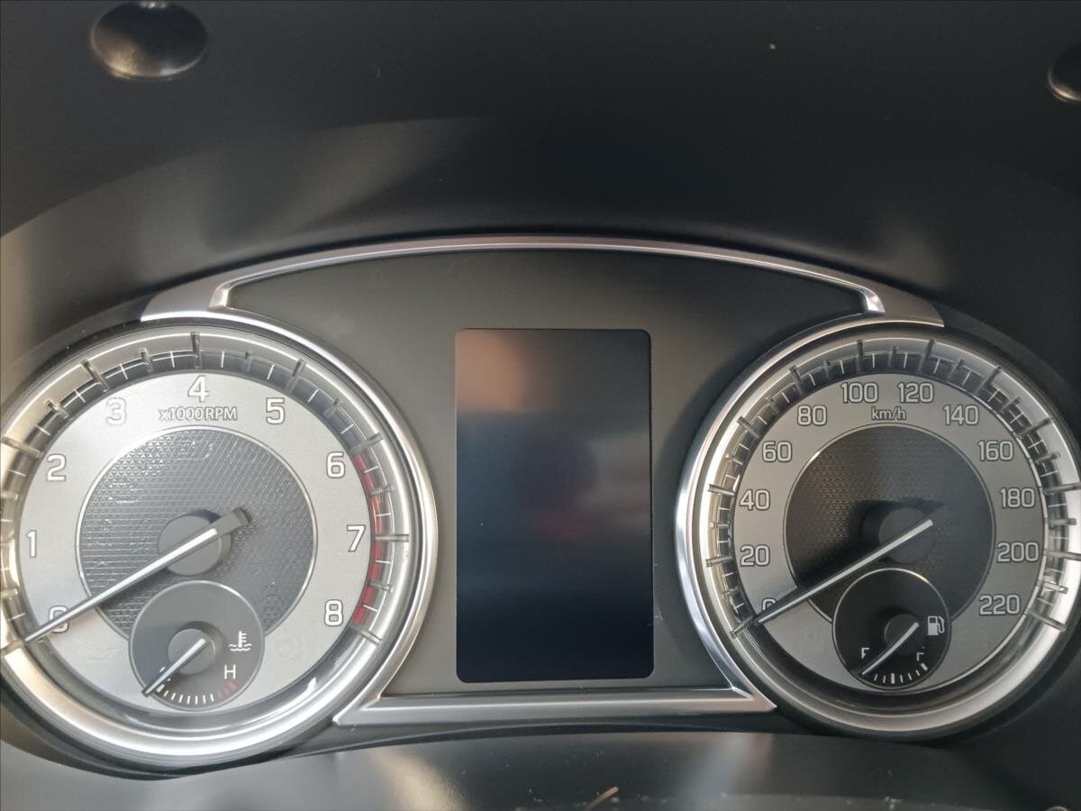 Suzuki Vitara SUV / Terénní 1,4 l 95 kw