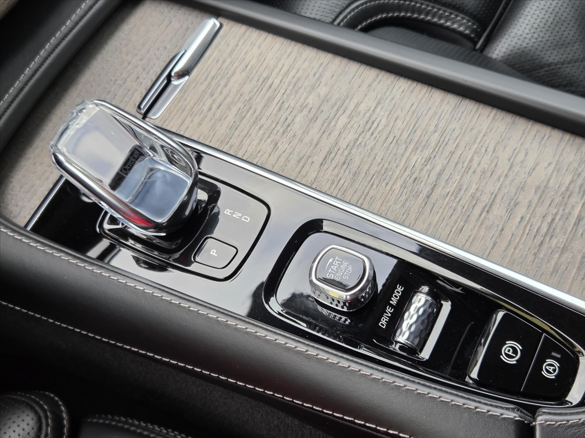 Volvo XC90 SUV 2,0 l 173 kw