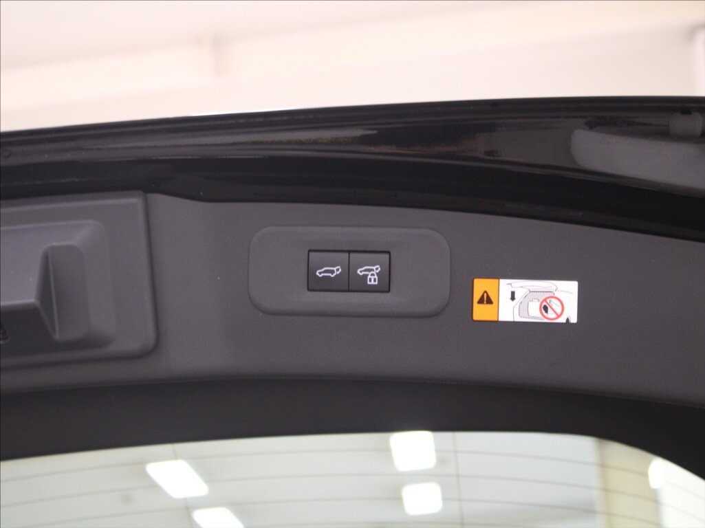 Lexus NX 350h SUV / Terénní 2,5 l 179 kw