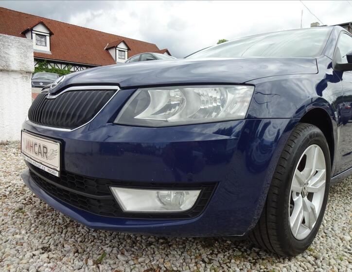 Škoda Octavia 12