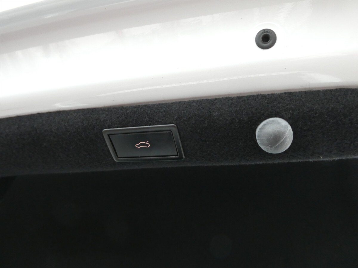 Škoda Superb Sedan 2,0 l 110 kw