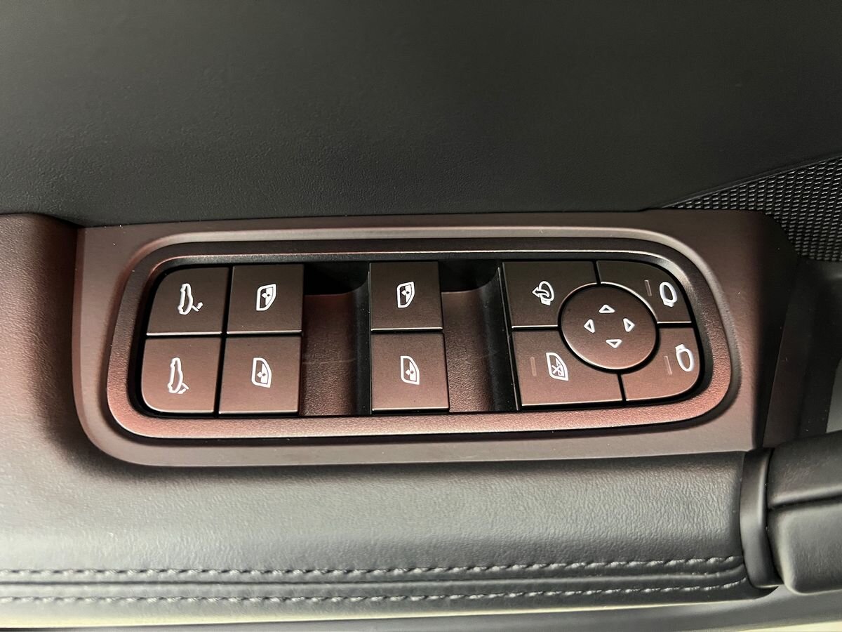 Porsche Cayenne SUV / Terénní 4,0 l 349 kw