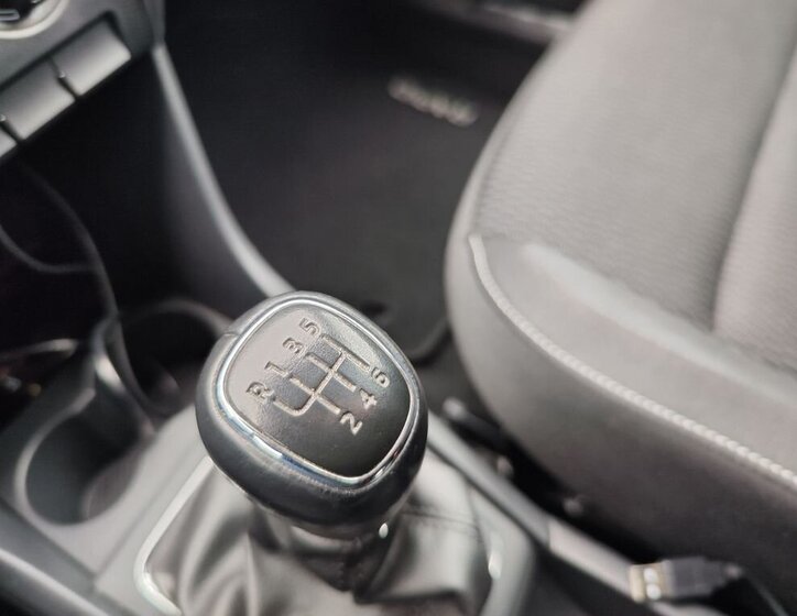 Škoda Rapid Liftback 1,2 l 77 kw