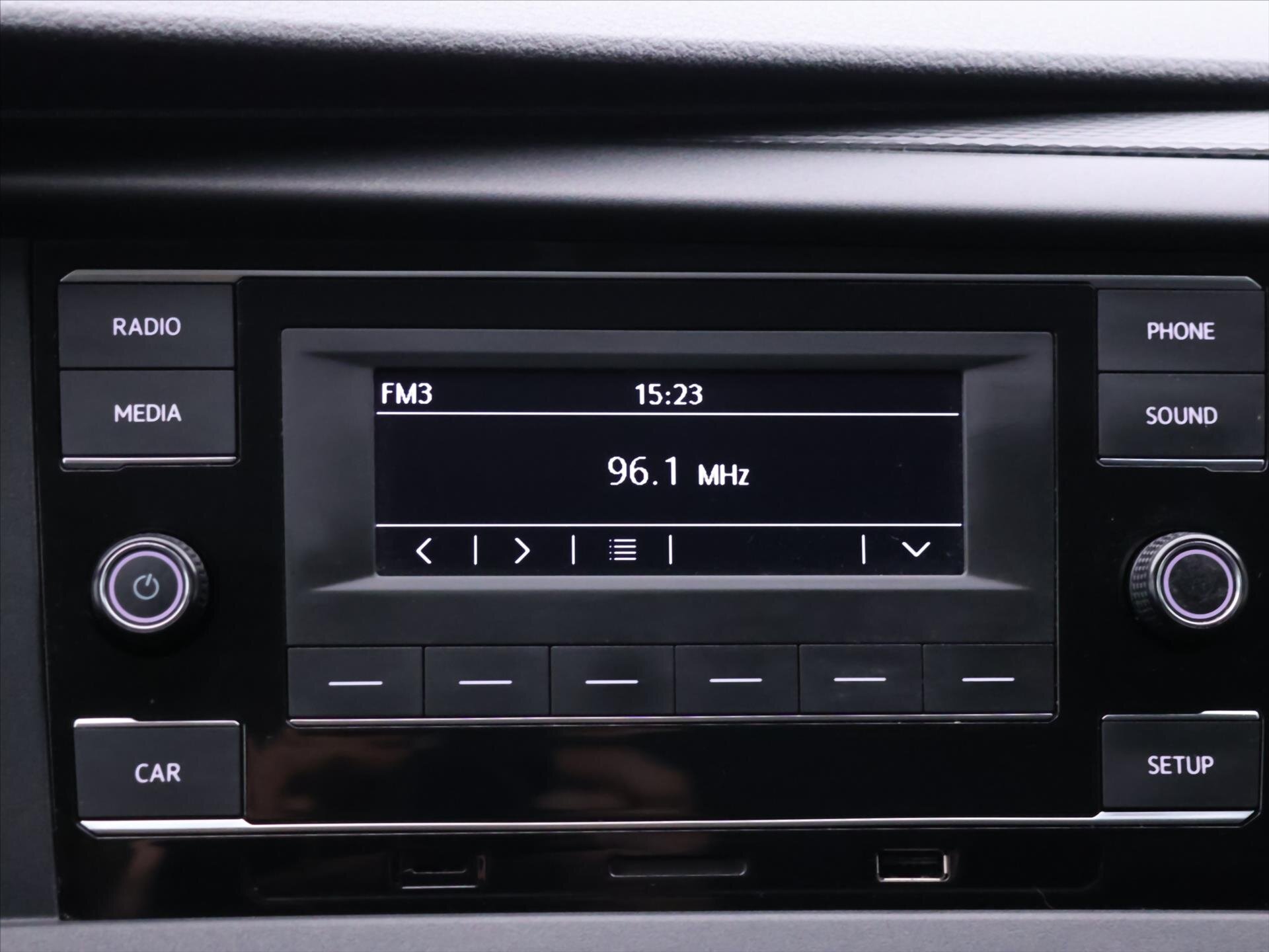 Volkswagen Transporter Kombi 2,0 l 110 kw