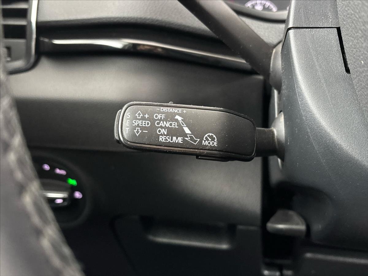 Škoda Karoq SUV / Terénní 1,5 l 110 kw