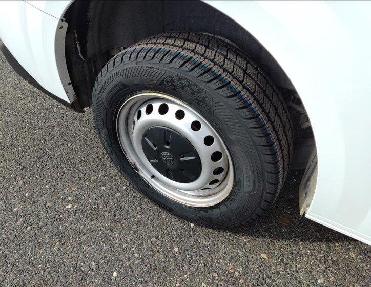 Volkswagen Transporter Skříň 2,0 l 110 kw