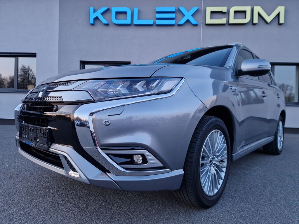 Mitsubishi Outlander SUV / Terénní 2,4 l 165 kw