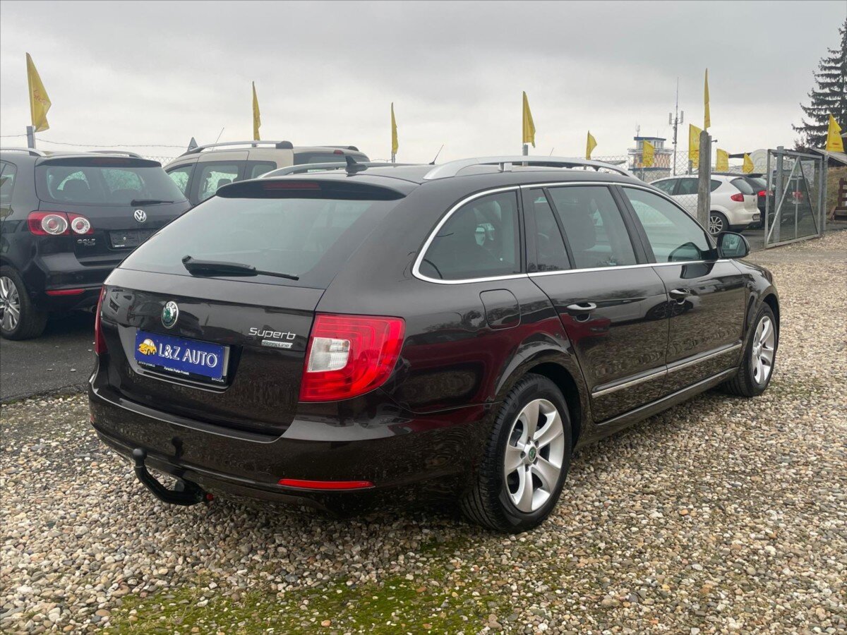 Škoda Superb Kombi 1,6 l 77 kw