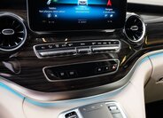 Mercedes-Benz Třídy V 13