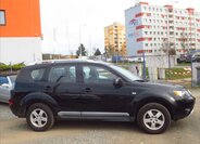 Mitsubishi Outlander SUV / Terénní 2,4 l 125 kw