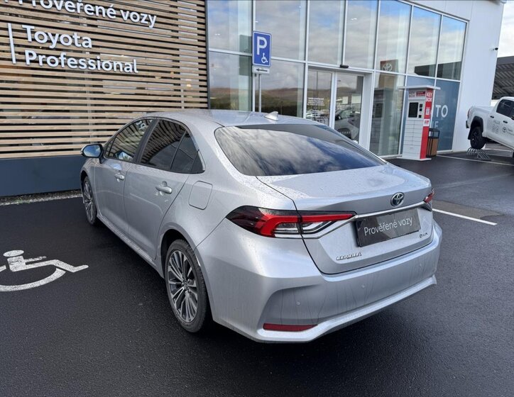 Toyota Corolla Sedan 1,8 l 72 kw