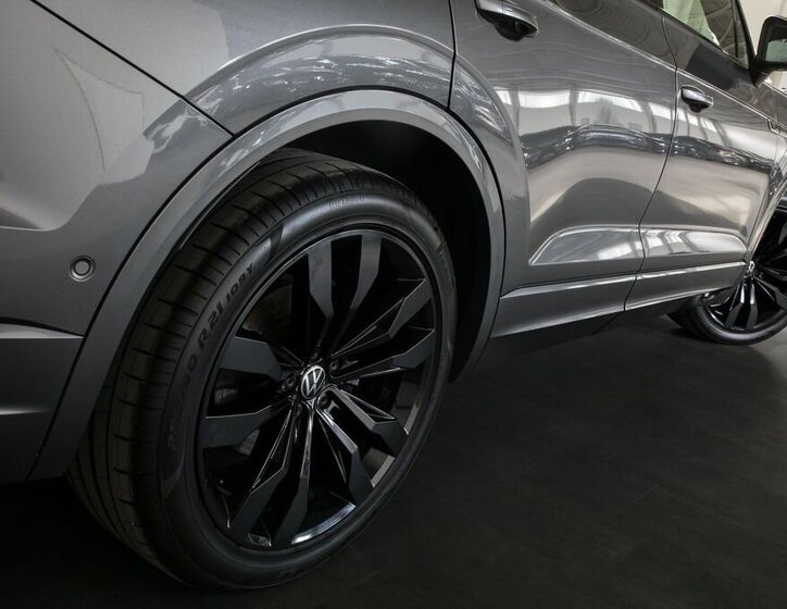 Volkswagen Touareg SUV / Terénní 3,0 l 210 kw