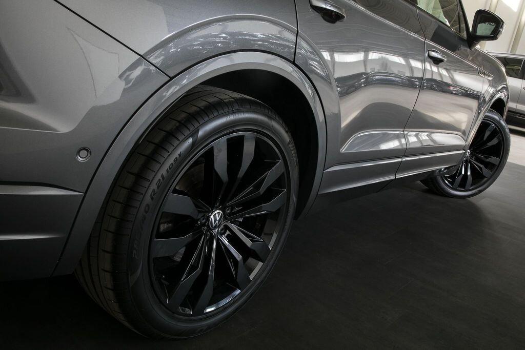 Volkswagen Touareg SUV / Terénní 3,0 l 210 kw