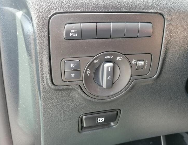 Mercedes-Benz Vito 22